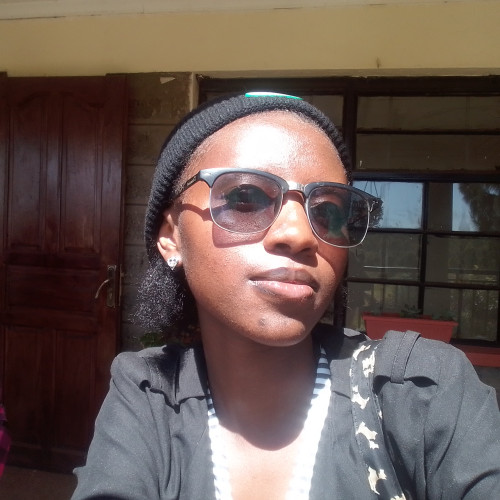 vyonne m. profile photo