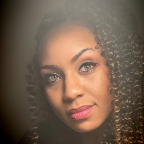 "T" H. profile photo