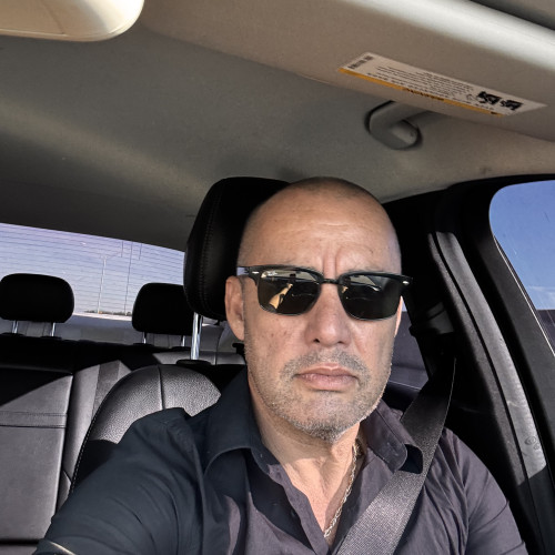 Luis V. profile photo