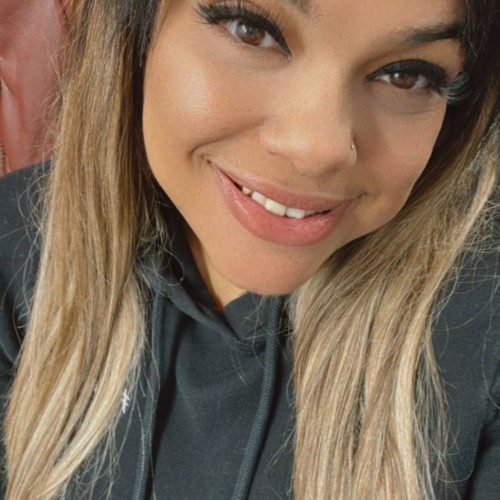 Yinaira  M.