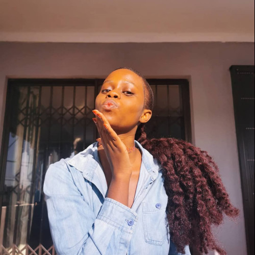 Hlengiwe D.