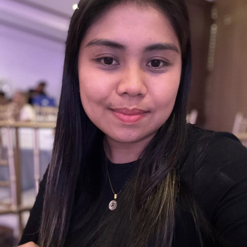 Julie r. profile photo