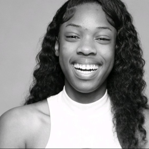 Davia W. profile photo
