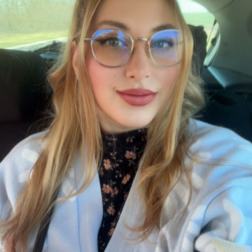 Ioana E. profile photo