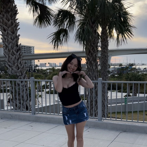 taylor l. profile photo