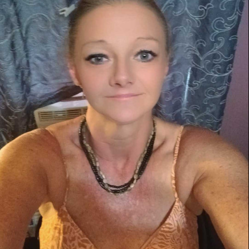 joni p. profile photo