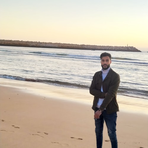 AYOUB R.