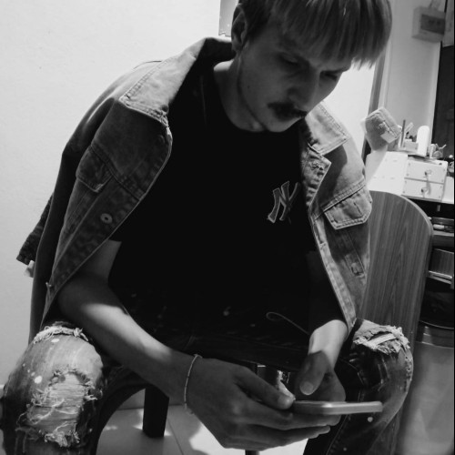 Kristian  L. profile photo