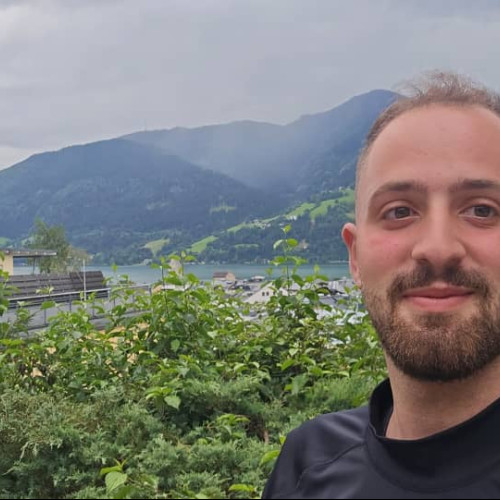 Elias J. profile photo