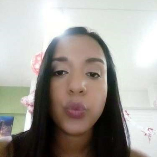 Yadhira  R.