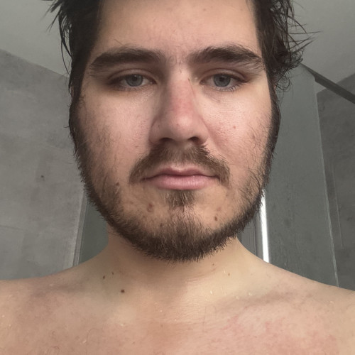 Charlie  H. profile photo