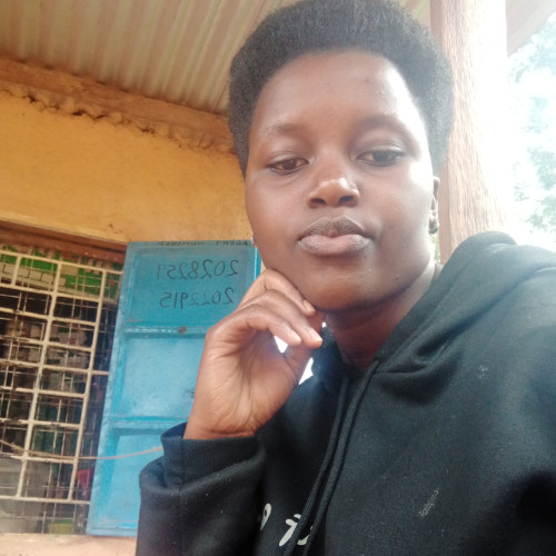 Vee M. profile photo