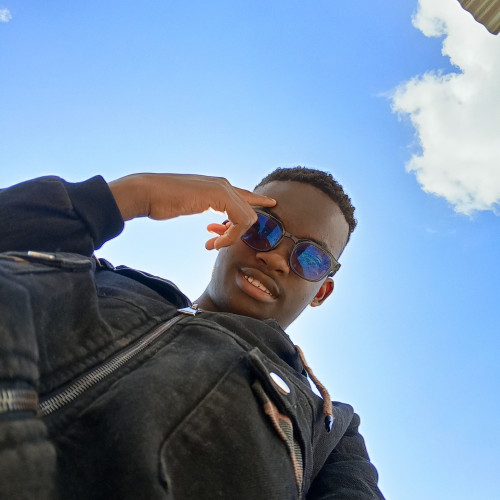 J'dein  G. profile photo