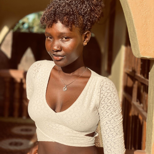 Candy E. profile photo