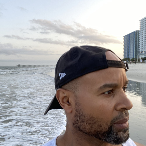 Robert W. profile photo