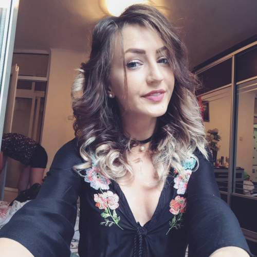 Madalina C. profile photo