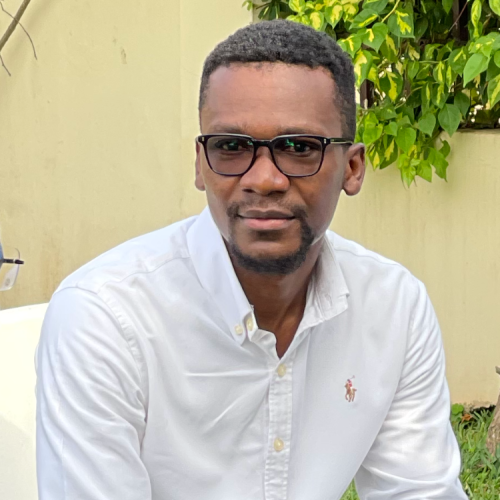Nana yaw S.