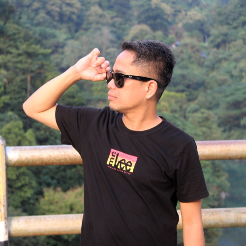 Januz T. profile photo