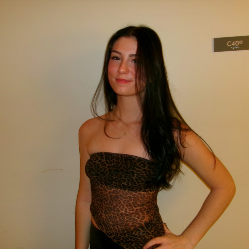 Aryana F. profile photo