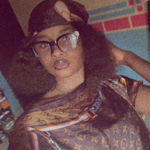 Pretty  E. profile photo