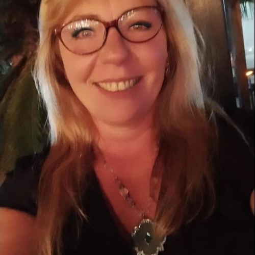 Viviana  T. profile photo