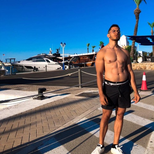 mehdi b. profile photo