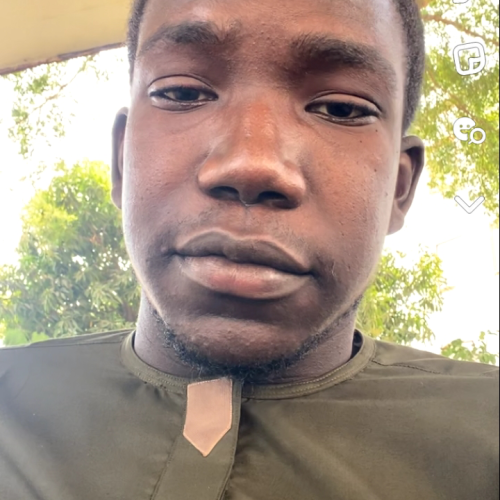 Alvari  J. profile photo