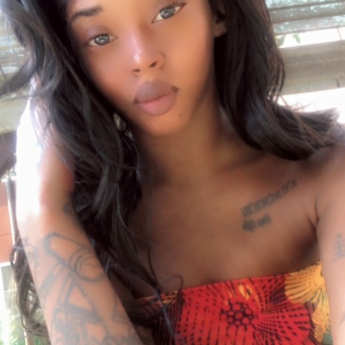 Mia L.