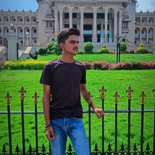 Suraj Kumar  Y. profile photo