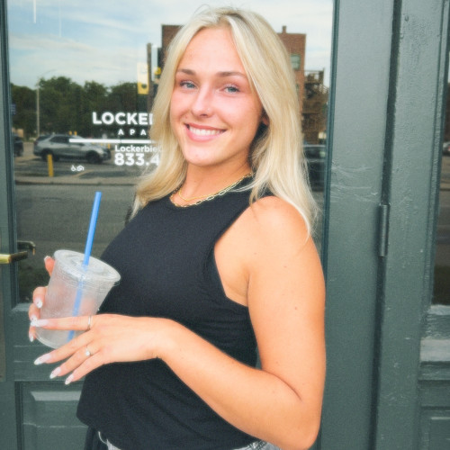 Chloe F. profile photo