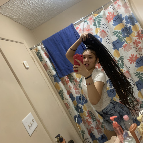 davianna i. profile photo