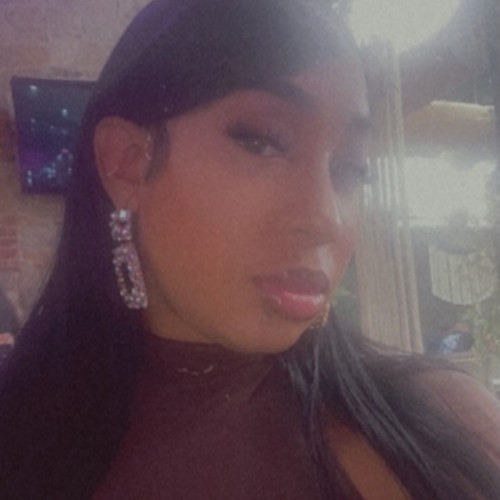 Dominique L.