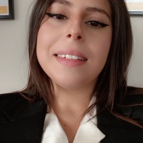 Yasmine  M.