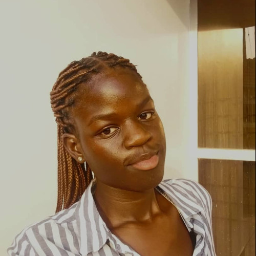 Reina  M. profile photo