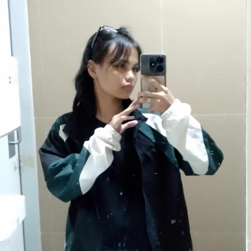Louisse B. profile photo