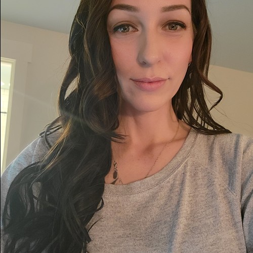 Lena E. profile photo