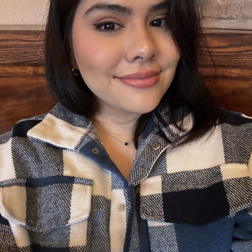 Itzel  M.