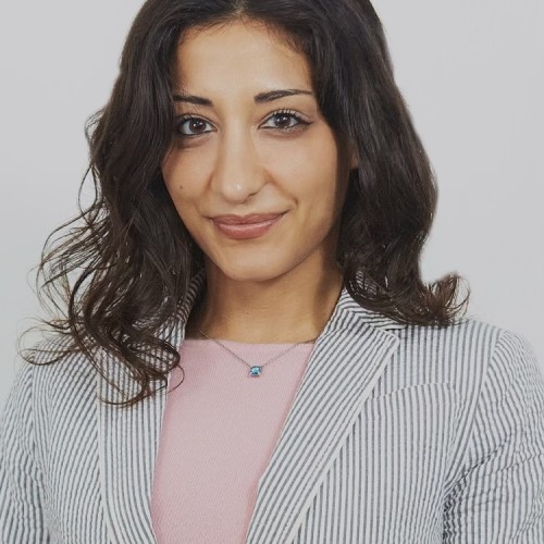 Yasmin D.
