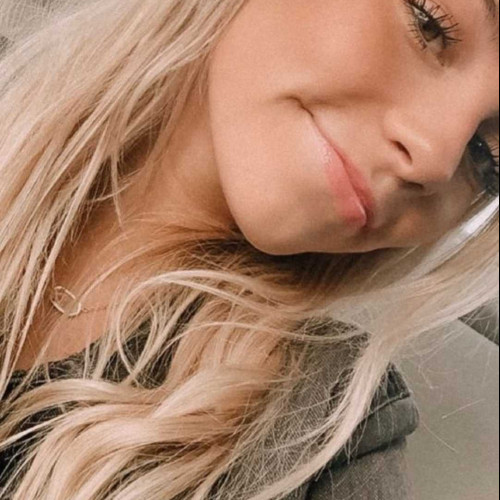 Melody W. profile photo