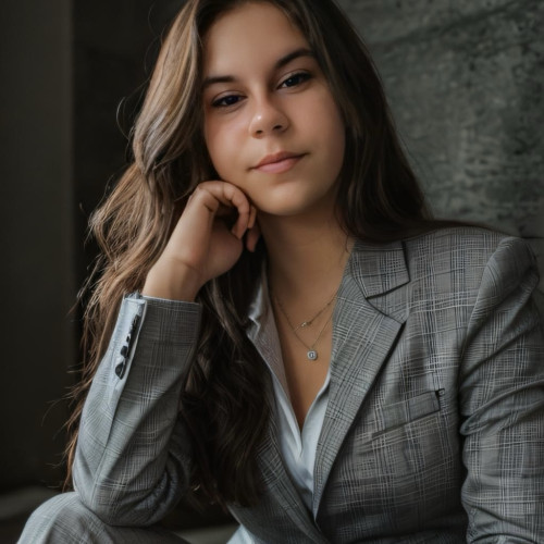 Claudia D. profile photo