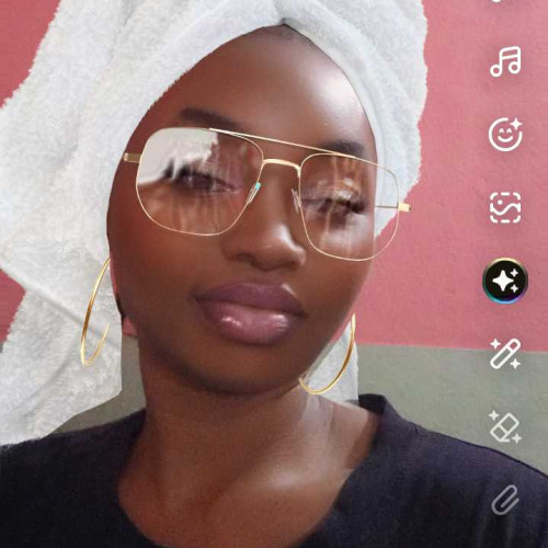 Queen e. profile photo