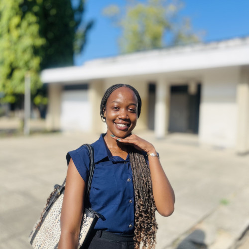 selina j. profile photo