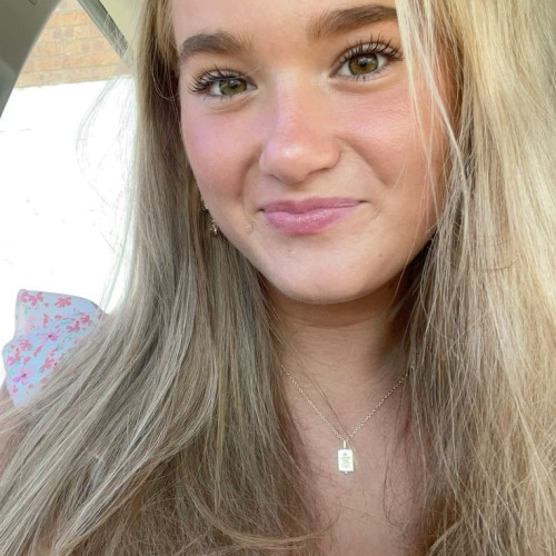 Nelly C. profile photo