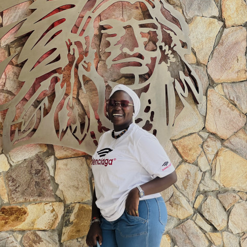 Mobola I. profile photo