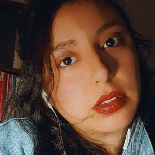 Lucia T.