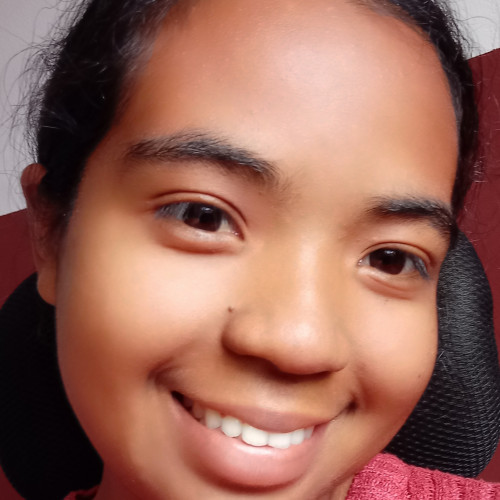 Maeva R. profile photo
