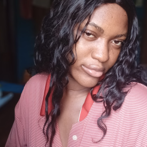 Maris C. profile photo