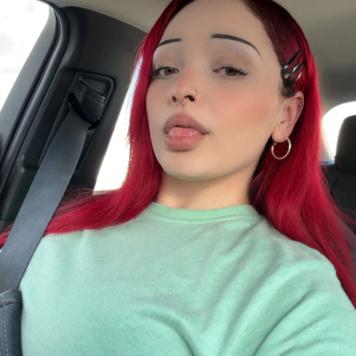 Kat L. profile photo