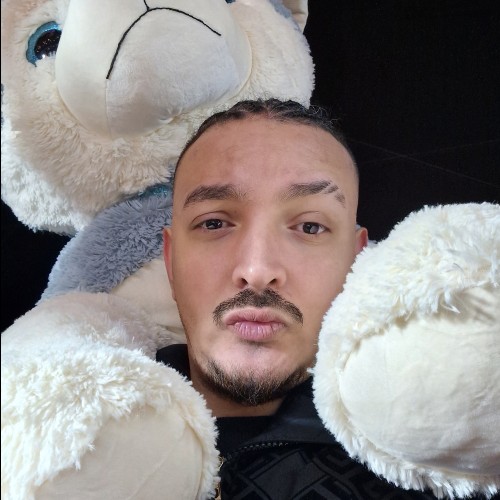 Amine  D. profile photo