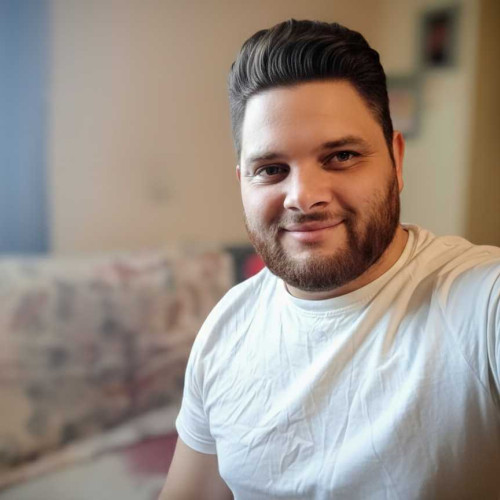 alex t. profile photo